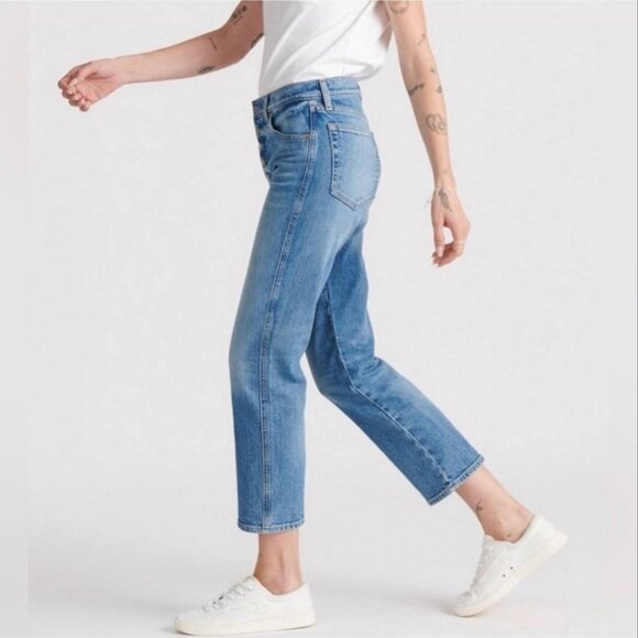 🎄NWOT Lucky Brand Candiani Authentic Straight Crop Jeans Size 2/26 - Picture 2 of 13